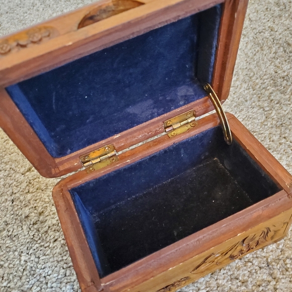 Vintage Carved Wooden Jewelry Box With Velvet Interior - Picture 7 of 9